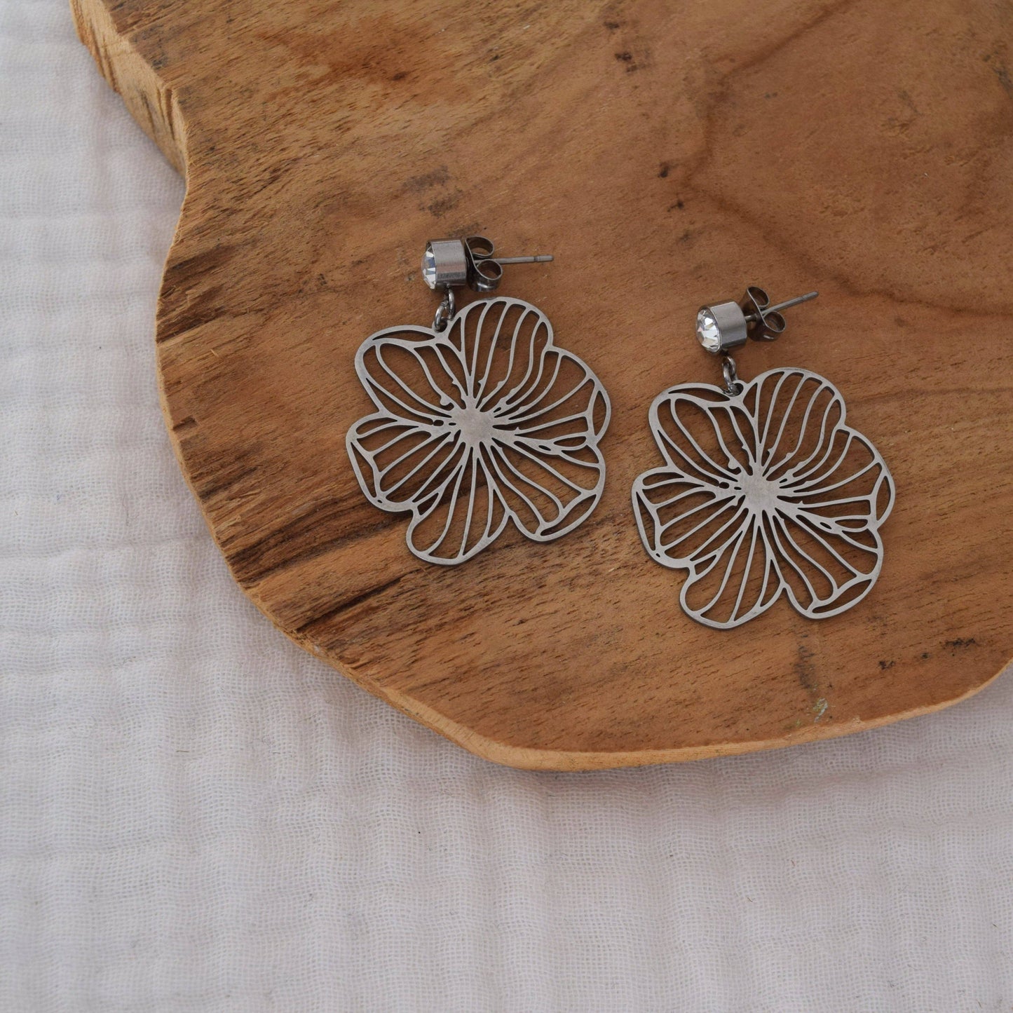 Boucles d'oreilles Flora acier inoxydable ou doré à l'or fin